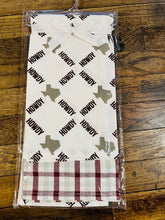 Load image into Gallery viewer, Texas Maroon &amp; White Hand Towel Set
