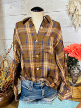 Load image into Gallery viewer, Plaid Cotton Button Down Shirt
