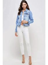 Load image into Gallery viewer, Light Wash Denim Jacket
